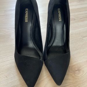 Express heels size 7 brand new
